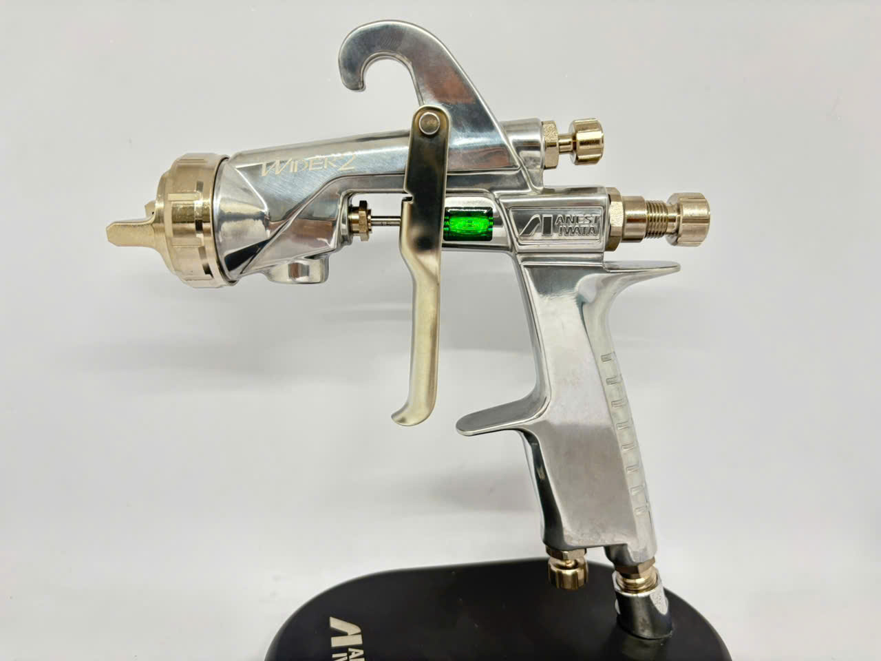 Súng phun sơn cỡ lớn Anest Iwata WIDER2 model thay thế cho W-200